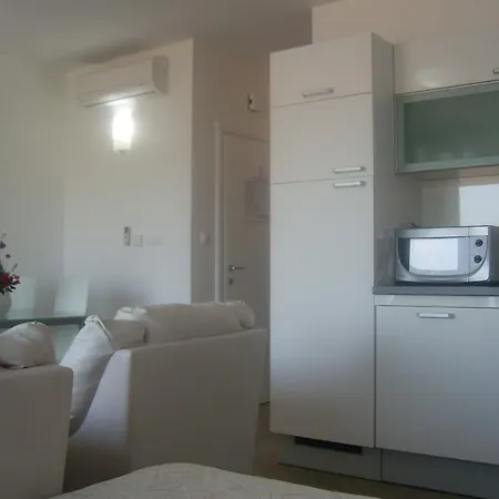 アパート Oklopcic